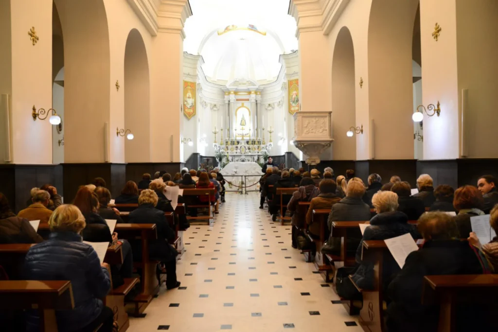 Visita al santuario di Pompei e al santuario San Gerardo di Materdomini — fotografia 6